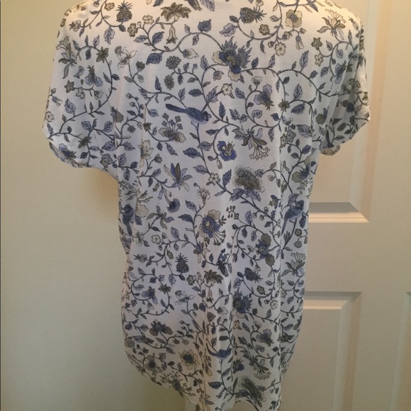 Loft cream printed flutter sleeve poly/rayon tee - Picture 5 of 8